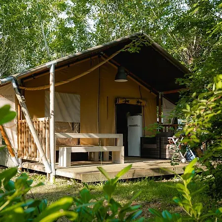 Luxe tent Glamping Tuscany Capannole