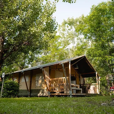 Glamping Tuscany Luxe tent