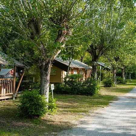 Glamping Tuscany Οργανωμένο κάμπινγκ Capannole