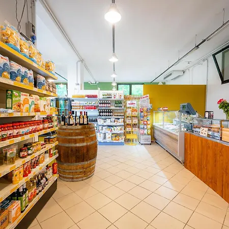 Glamping Tuscany Luxe tent