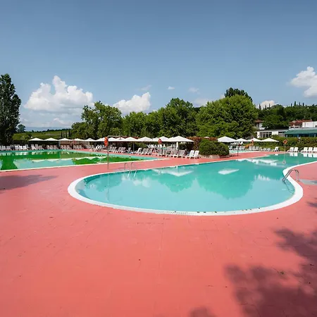 Glamping Tuscany Luxe tent